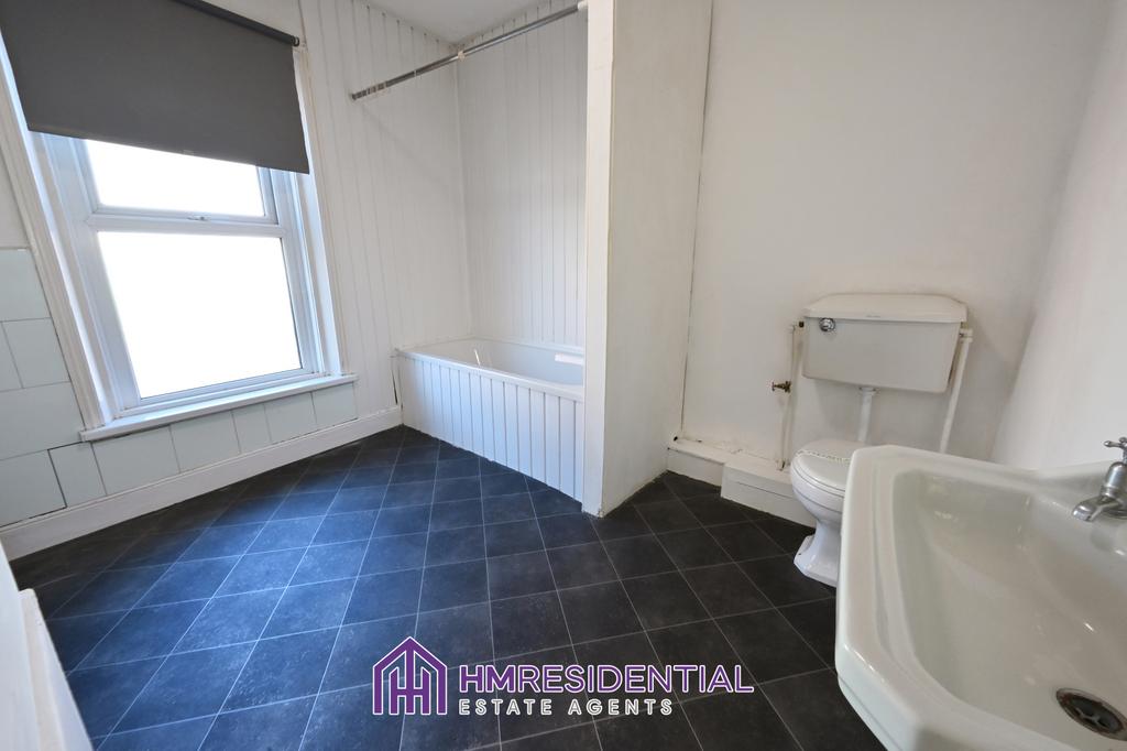 Apartment in NEWCASTLE UPON TYNE - More