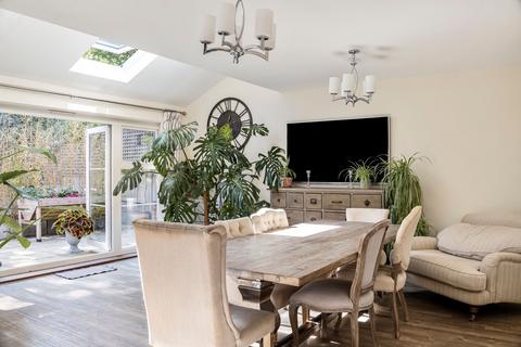 undefined, Firs Close, Horsham, RH12