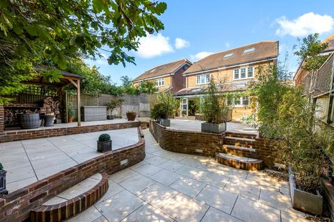 undefined, Firs Close, Horsham, RH12
