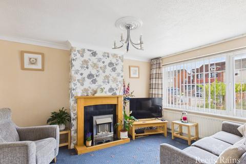 3 bedroom semi-detached house for sale, Hallgarth Close, North Yorkshire TS5