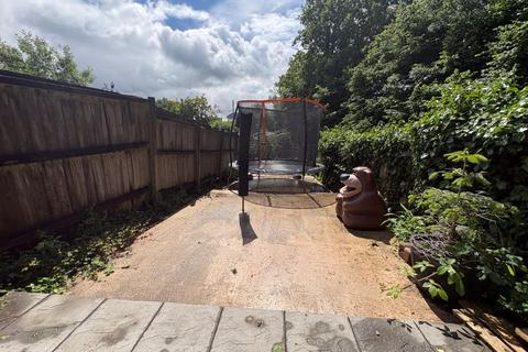 undefined, Gordings, Cwmbran NP44