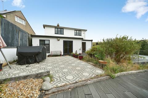 3 bedroom detached house for sale, Frimley Close, Brighton