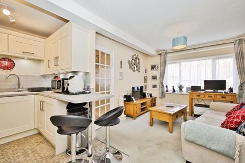 2 bedroom retirement property for sale, The Avenue, Yeovil BA21