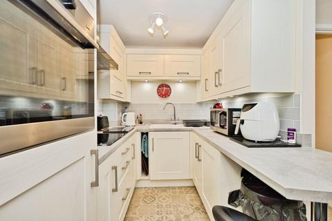 2 bedroom retirement property for sale, The Avenue, Yeovil BA21