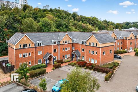 2 bedroom apartment for sale, The Landings, Penarth CF64