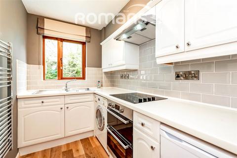 1 bedroom maisonette for sale, Wooland Court, Brandon Road, Church Crookham