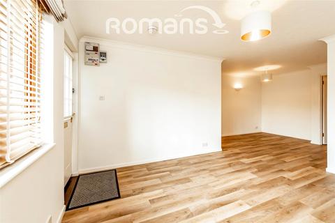 1 bedroom maisonette for sale, Wooland Court, Brandon Road, Church Crookham