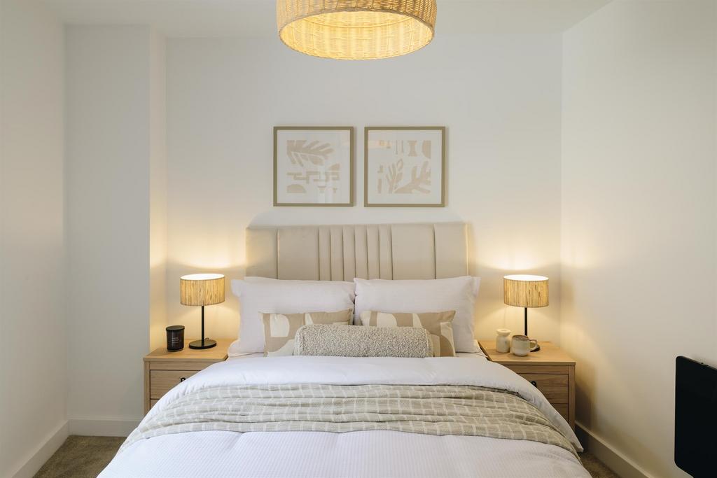 Apartment in Birmingham, West Midlands - View 4