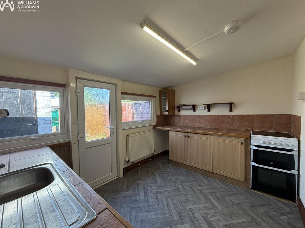 House in Llanfairpwll, Anglesey - View 4