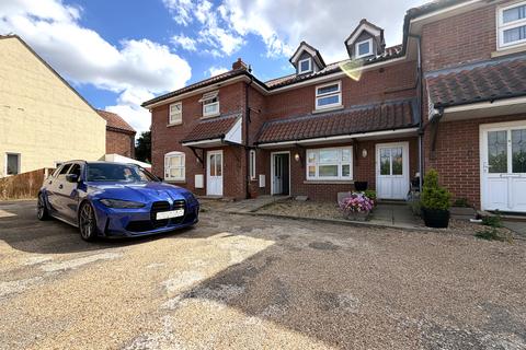 2 bedroom apartment to rent, North Walsham Road, Norwich NR6