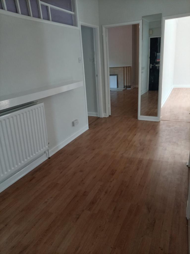 Apartment in Newcastle upon Tyne - View 4