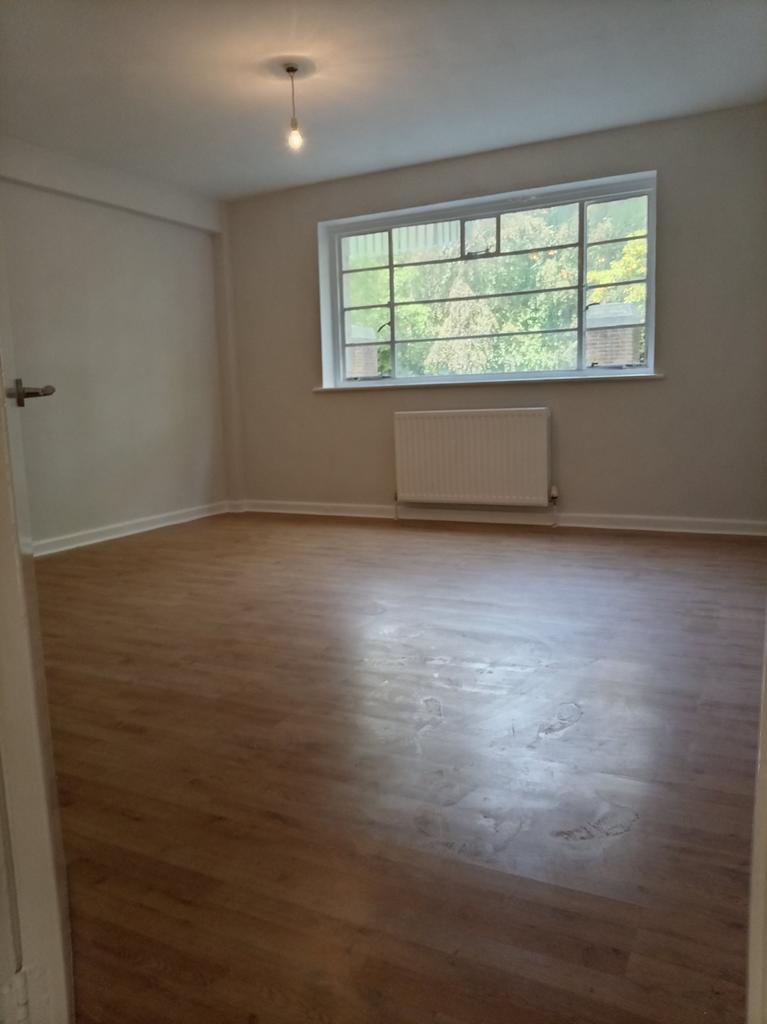 Apartment in Newcastle upon Tyne - View 5