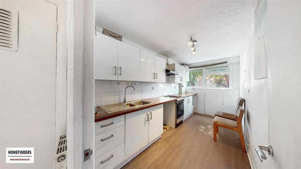 Apartment in Newham - View 2