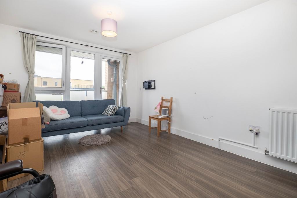 Apartment in Isleworth - View 4