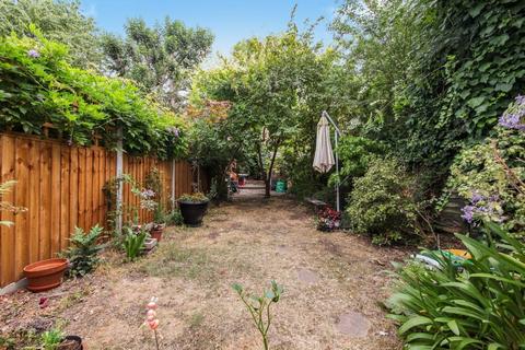 3 bedroom house for sale, Calverley Grove, London, N19