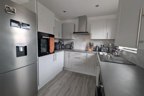 3 bedroom end of terrace house for sale, Smike Wynd, Darlington