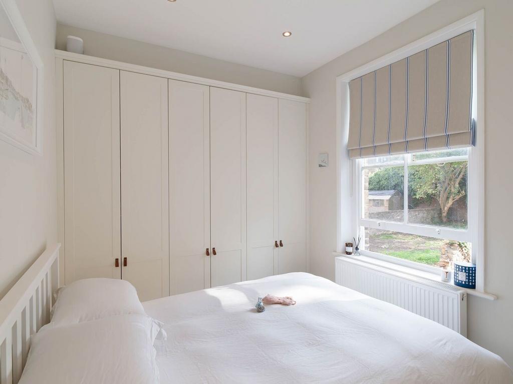 Apartment in London - More