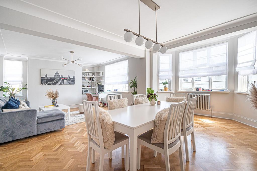 Apartment in London - View 2