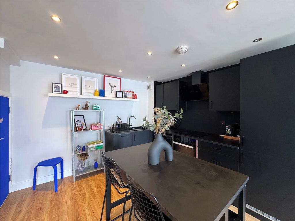Apartment in West Yorkshire - View 3