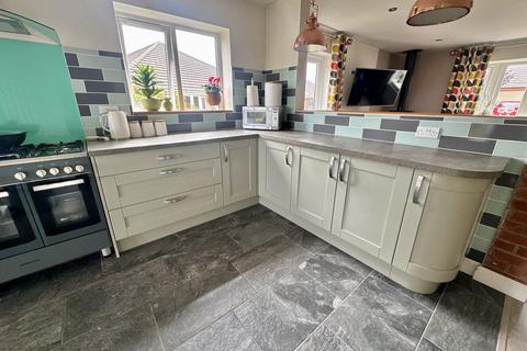 3 bedroom detached bungalow for sale, Pen Gerddi, Holyhead, Anglesey, LL65