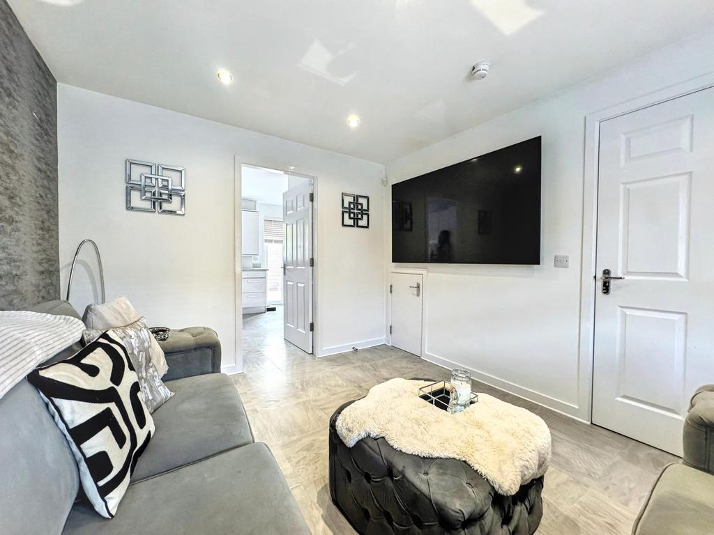 House in Glasgow - View 4