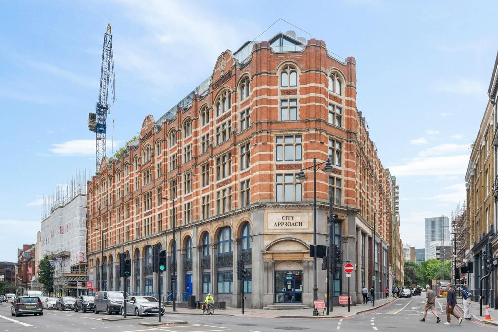 Apartment in London, St Luke's, Finsbury - View 3