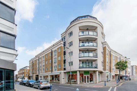 1 bedroom flat for sale, Brewhouse Lane, London, SW15