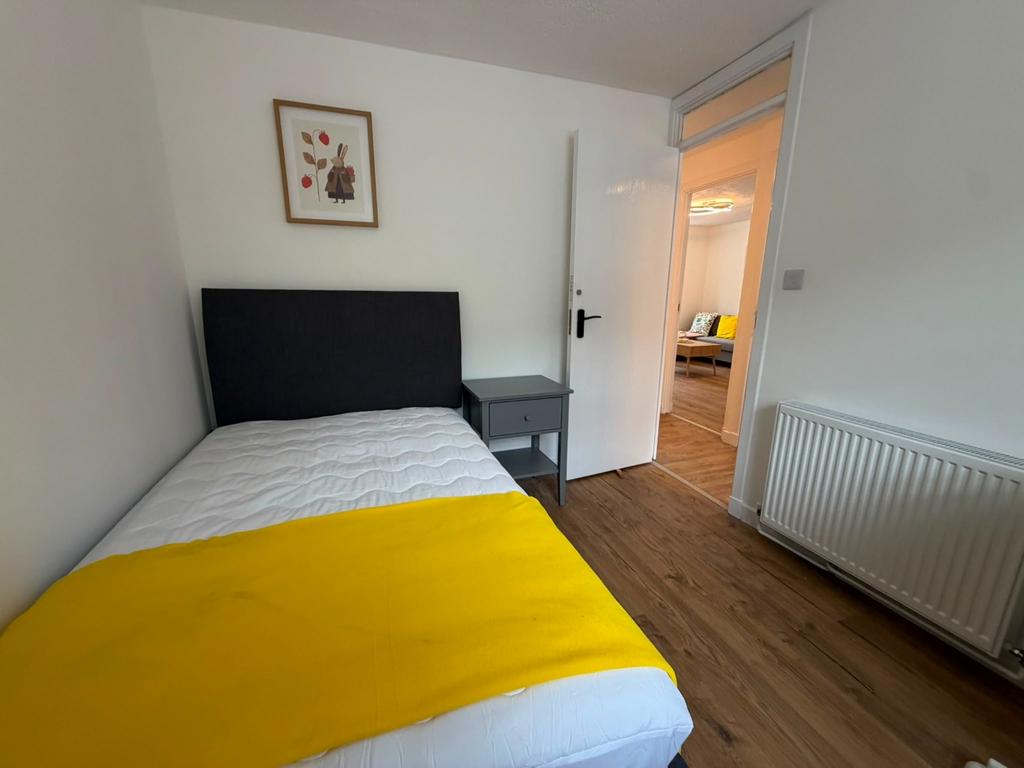 Apartment in Edinburgh - View 4