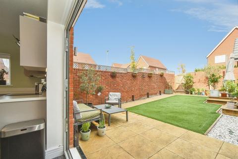 3 bedroom detached house for sale, Benfield Place, Shrivenham, Swindon
