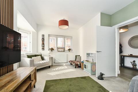 3 bedroom detached house for sale, Benfield Place, Shrivenham, Swindon