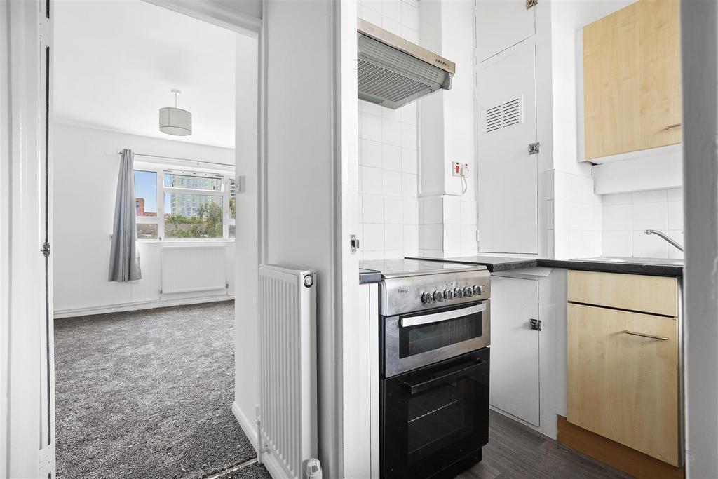 Apartment in London - View 4