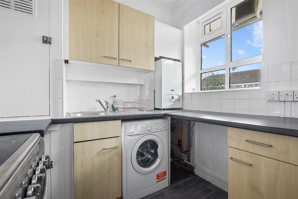 Apartment in London - View 5
