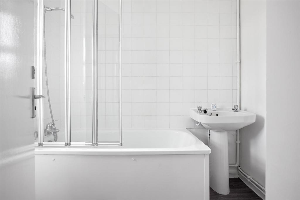 Apartment in London - More