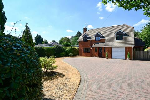 4 bedroom detached house for sale, Fernhill Road, Hampshire GU14