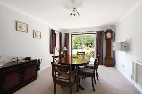 4 bedroom detached house for sale, Fernhill Road, Hampshire GU14