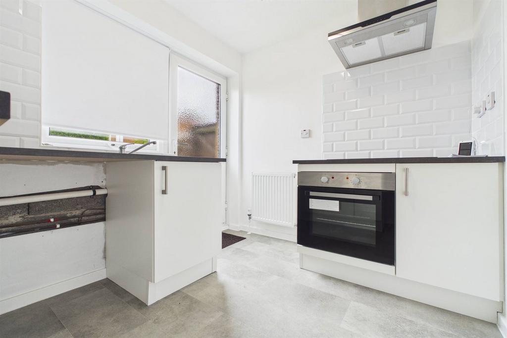 Apartment in Newcastle upon Tyne, Kingston Park, Kenton - View 2