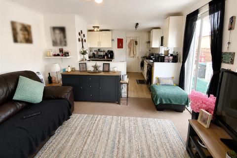 2 bedroom mobile home for sale, Breach Barns Lane, Waltham Abbey
