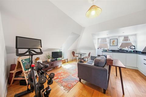 1 bedroom apartment for sale, St. Mildreds Road, London SE12