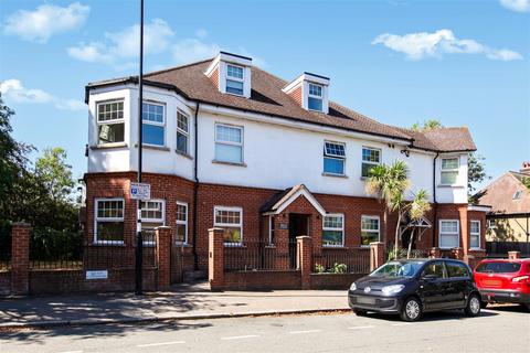 1 bedroom apartment for sale, St. Mildreds Road, London SE12