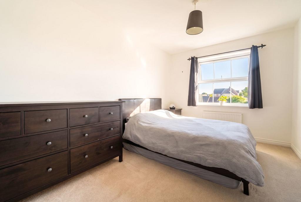 Apartment in Solihull - View 5