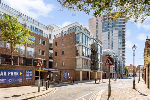 1 bedroom flat for sale, Admiralty Road, Portsmouth