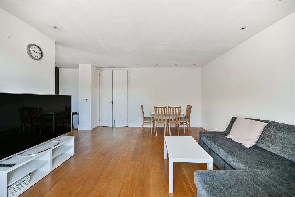 Apartment in Reading, Katesgrove, Newtown - View 5