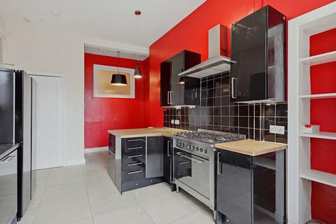 3 bedroom flat for sale, 24/5 Bruntsfield Gardens, Bruntsfield, Edinburgh, EH10 4EA