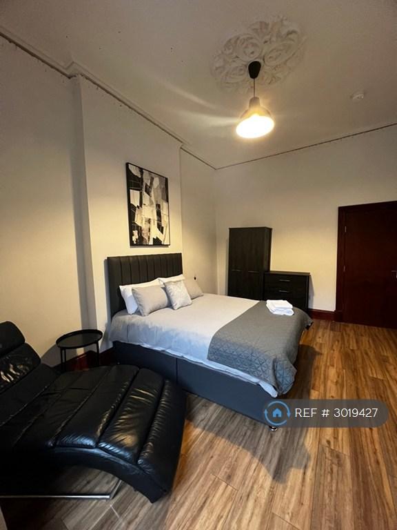 Apartment in Glasgow, Garnethill - View 5