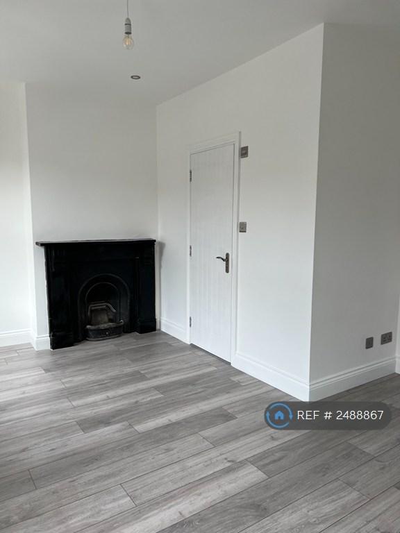 House in London - View 4