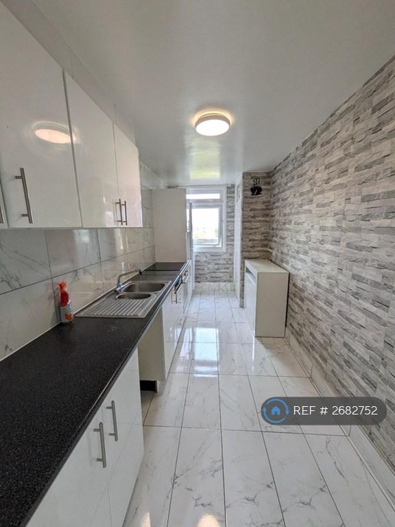 Apartment in London - View 3