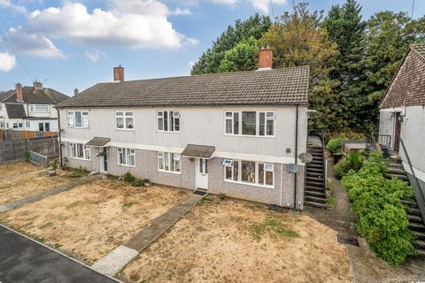 undefined, Holly Close, Aldershot, Hampshire