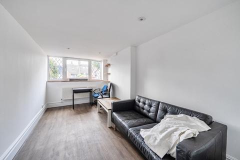 4 bedroom house to rent, Normandy Avenue, High Barnet, Barnet, EN5