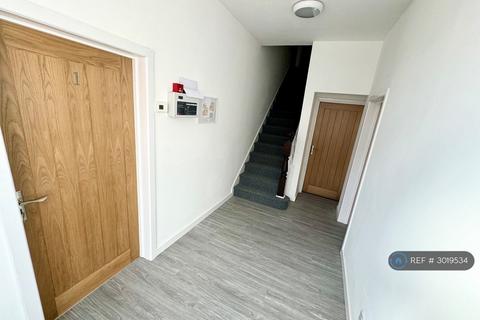 1 bedroom in a house share to rent, Stoke Road, Stoke-On-Trent, ST4