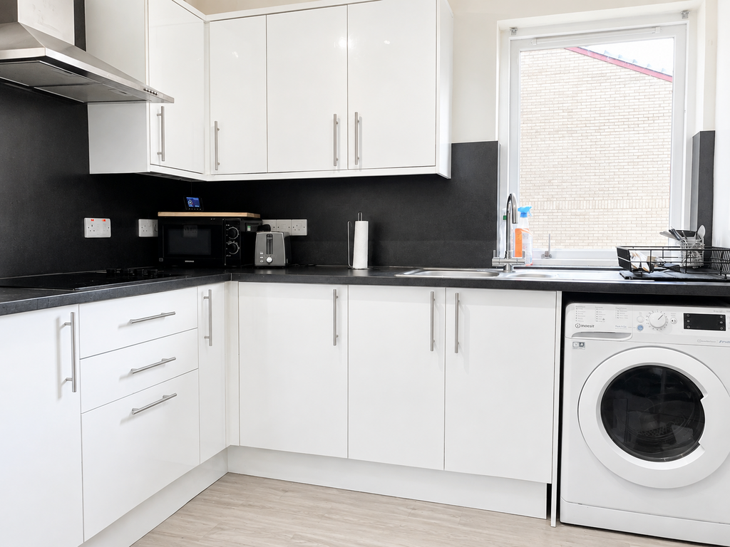 Apartment in Edinburgh - More